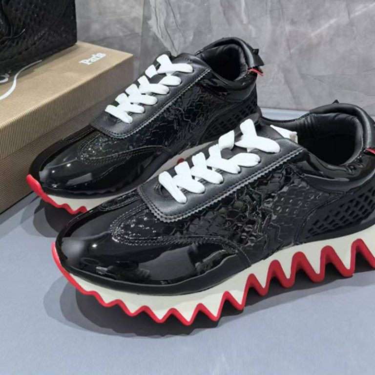 Christian Louboutin Loubishark Scale Leather Sneakers Men Women SH114 (3)