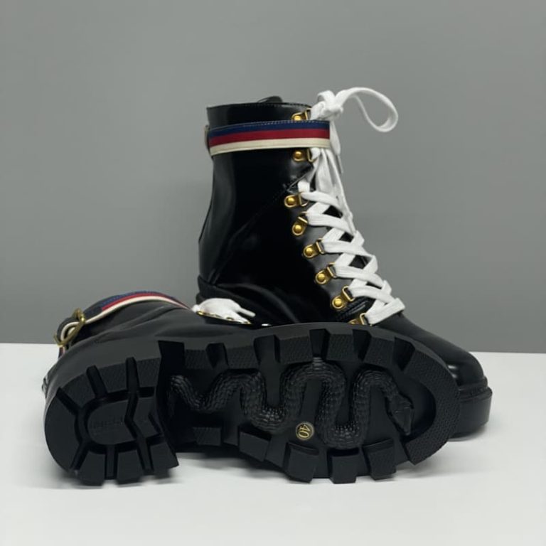 Gucci top quality white patent leather lace-up ankle boots2