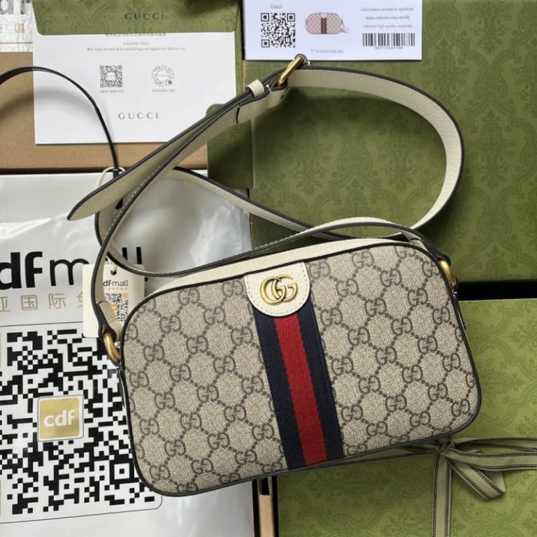 GUCCI best quality Women shoulder bag Men camera bag Front decorated with gold tone accessories-3
