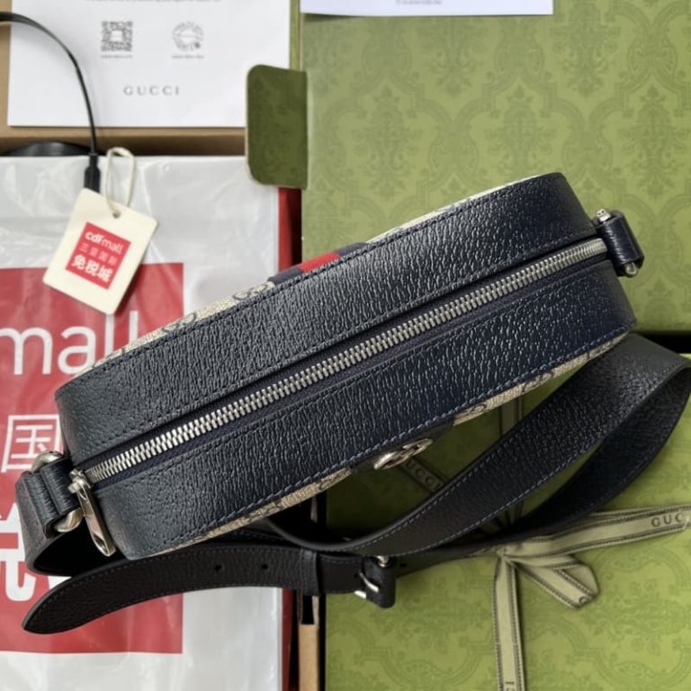 GUCCI best quality Women shoulder bag Men camera bag Front decorated with gold tone accessories-5