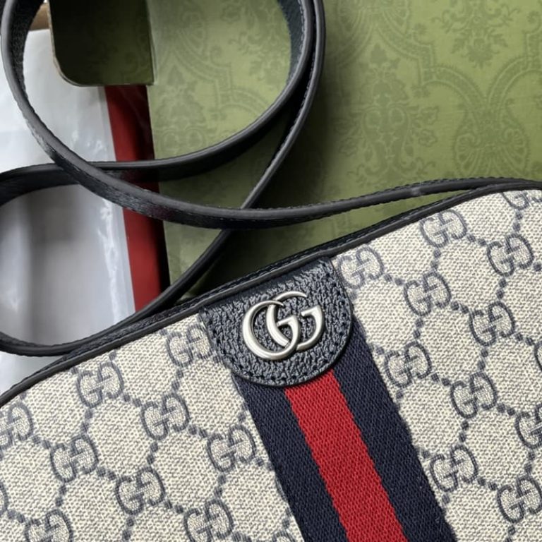 GUCCI best quality Women shoulder bag Men camera bag Front decorated with gold tone accessories-6