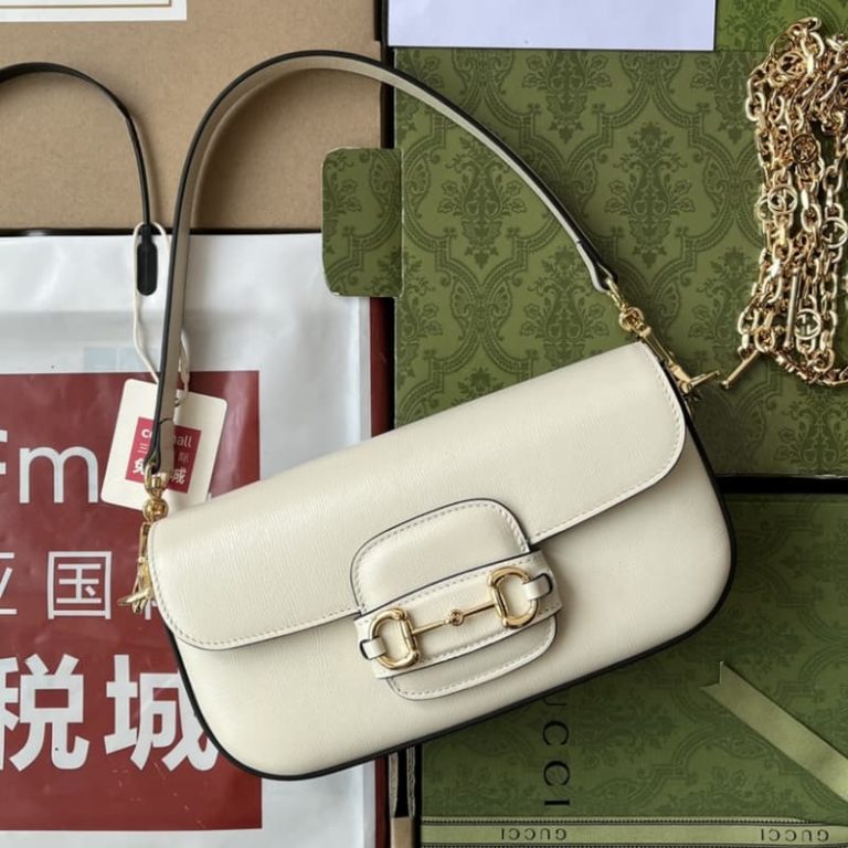GUCCI best quality mini women shoulder bag Tote bag Flap design Front with signature embellishment-5