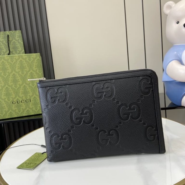 Gucci Jumbo GG pouch-1