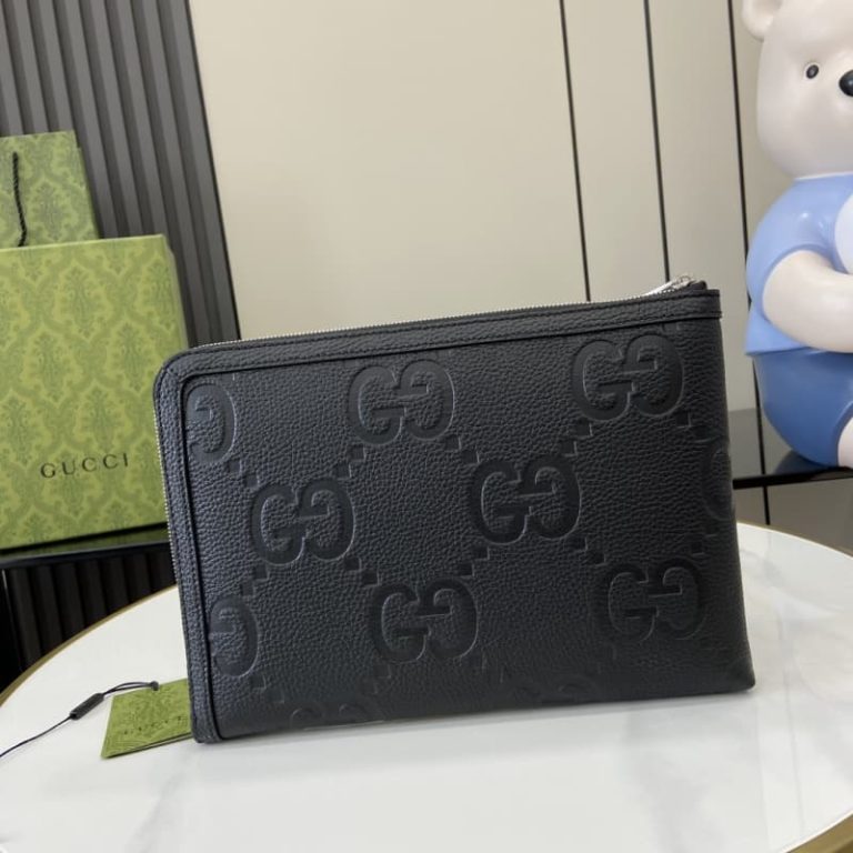 Gucci Jumbo GG pouch-2