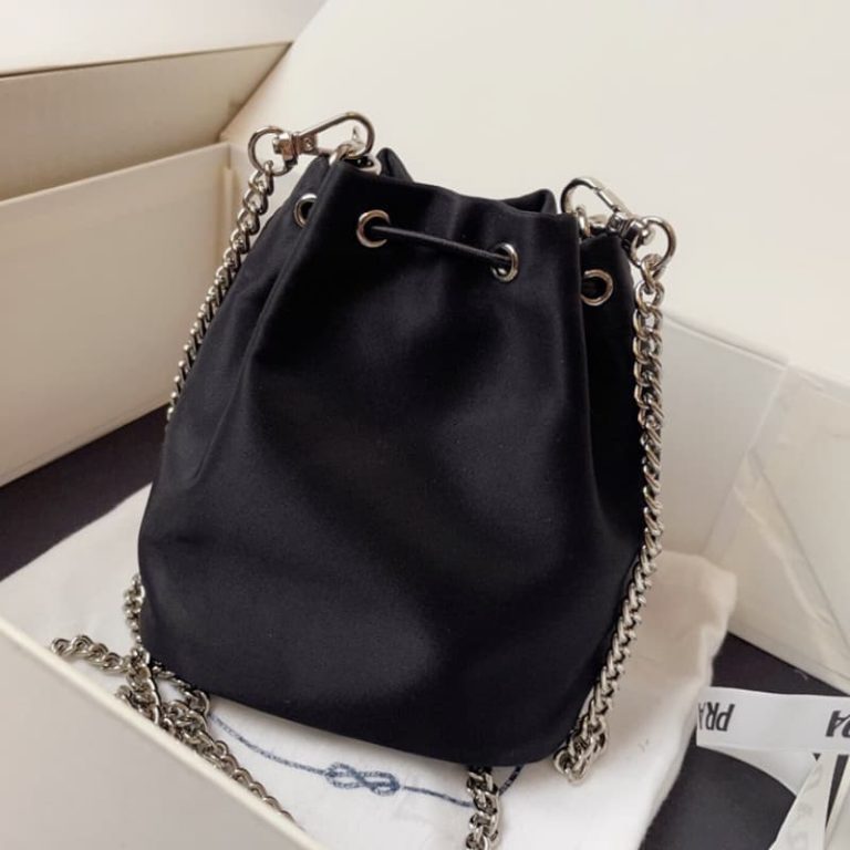 High quality Prada mini bucket bag Women backpack Large capacity Meet daily needs Front iconic logo pattern-2