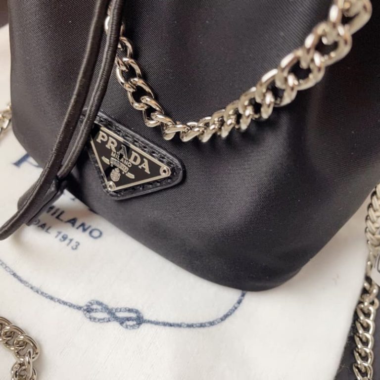 High quality Prada mini bucket bag Women backpack Large capacity Meet daily needs Front iconic logo pattern-3