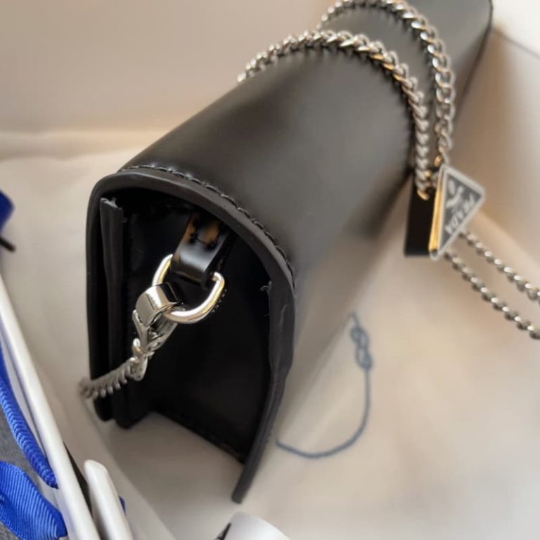 High quality Prada new necklace bag Women shoulder crossbody bag Flap design Front iconic logo pattern-7