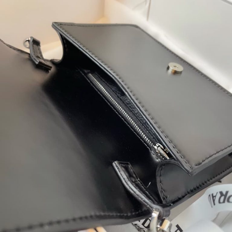 High quality Prada new necklace bag Women shoulder crossbody bag Flap design Front iconic logo pattern-8