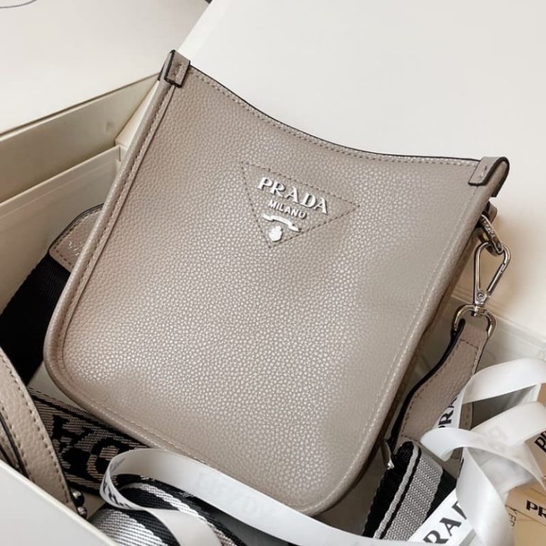 High quality Prada thick shoulder strap crossbody tote bag Men crossbody bag Women shoulder bag Front iconic logo pattern-1