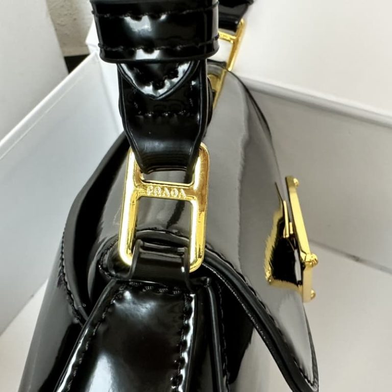 High-quality Prada women shoulder bag handbag front iconic logo pattern-6