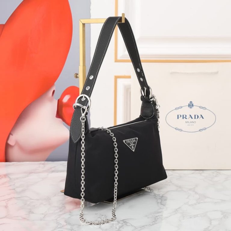 High quality men used underarm bag women shoulder bag crossbody handbag metal logo decoration 25CM LB485-3