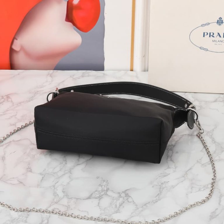 High quality men used underarm bag women shoulder bag crossbody handbag metal logo decoration 25CM LB485-4